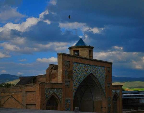 بزرگترین مسجد تاریخی غرب ایران را بشناسیم