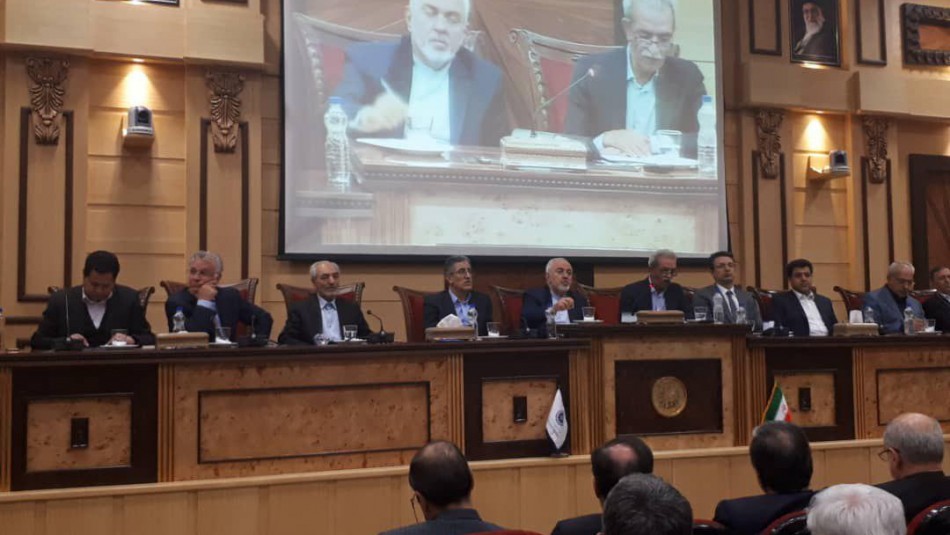 ظریف: تزریق ناامیدی در داخل، دنیا را هم به اقتصاد ایران بی اعتماد می کند