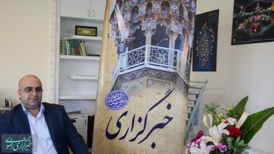 آنچه هنرمندان در مشهد انجام می‌دهند، تحت تأثیر امام هشتم است