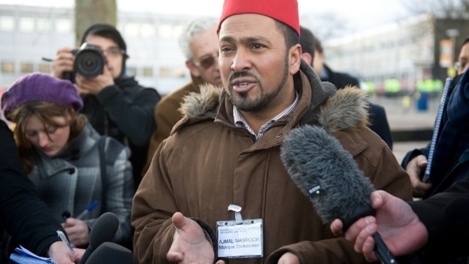 امام جماعت مسجد بریتانیا به خاطر انتقاد از رژیم سعودی اخراج شد