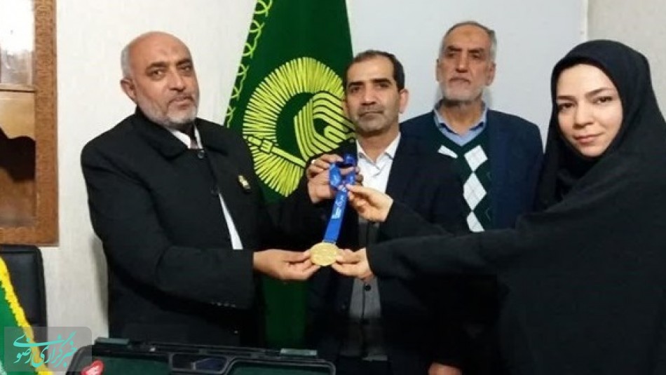 اهدای مدال طلای جهانی بانوی ورزشکار شیرازی به آستان قدس رضوی