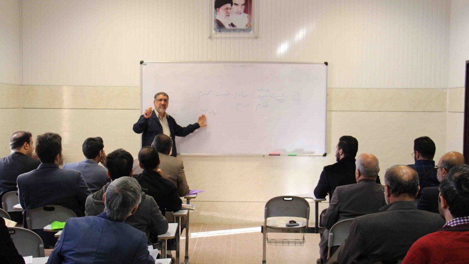 بیست و یکمین دوره خادم یاری رضوی استان فارس در لارستان برگزار شد