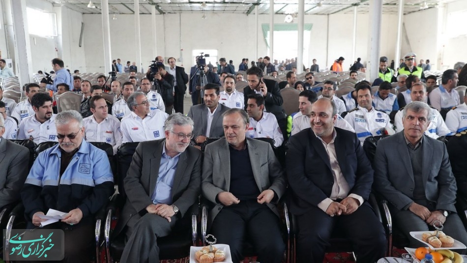 مانور خدمت دستگاههای مشارکت کننده در استقبال از بهار در مشهد برگزار شد
