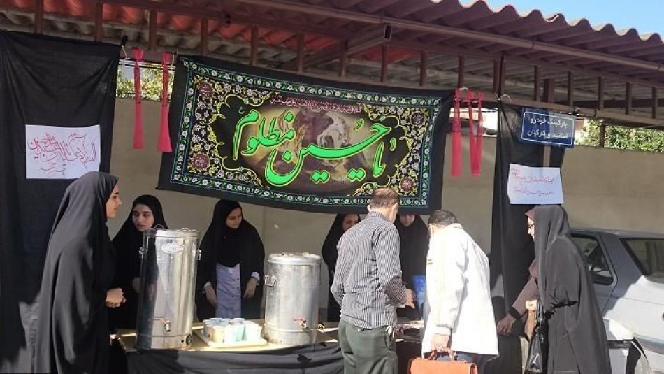 جمعیت خدمتگزاران زائران پیاده امام رضا (ع) یک ایستگاه صلواتی افتتاح کرد
