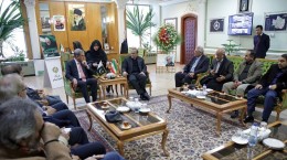 وزیر امور خارجه پاکستان بر گسترش روابط با ایران تاکید کرد