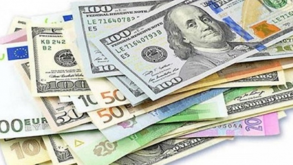 قیمت دلار و یورو در ۸ تیر
