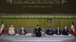 مسئولان نظام و سفرای کشورهای اسلامی با رهبر انقلاب دیدار کردند