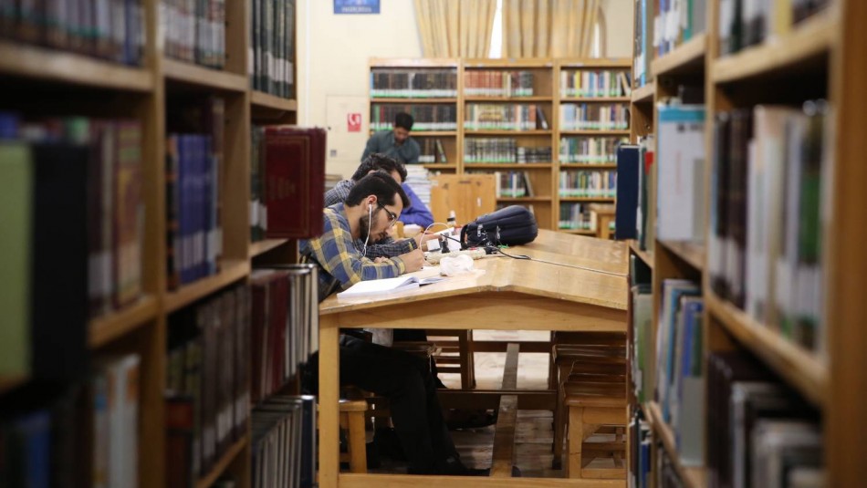 مراجعه 261 هزار عضو به کتابخانه های وابسته آستان قدس در مشهد